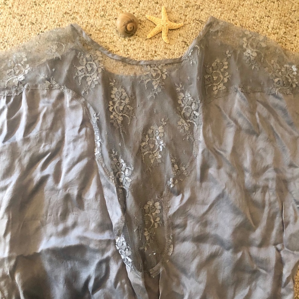 Silk Top - Picture 3 of 3